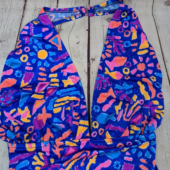 Ujena One Piece High Cut Swim Suit - Picture 2 of 6